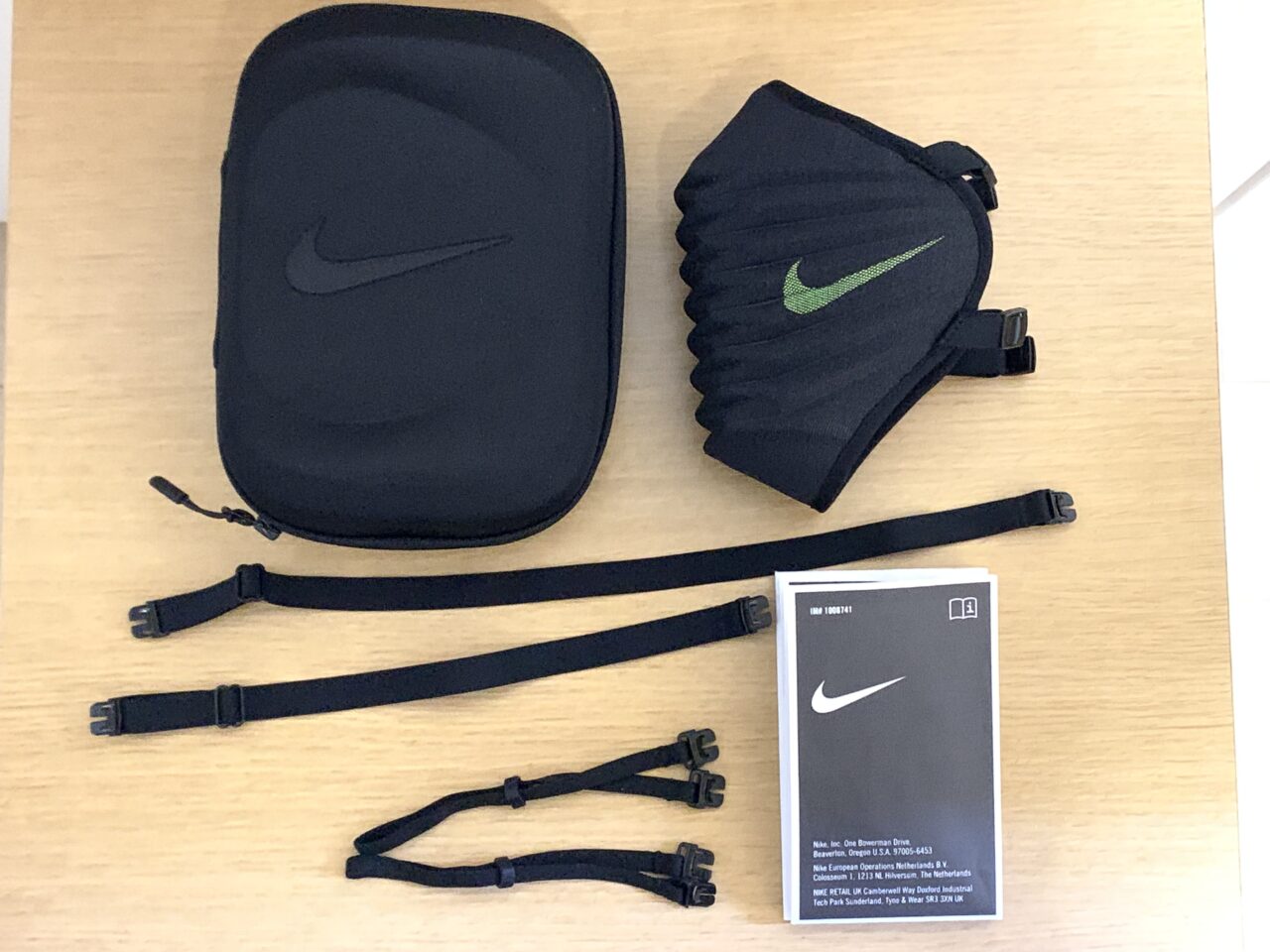 大量入荷 NIKEナイキ ベンチュラー パフォーマンスフェイスマスク 黒